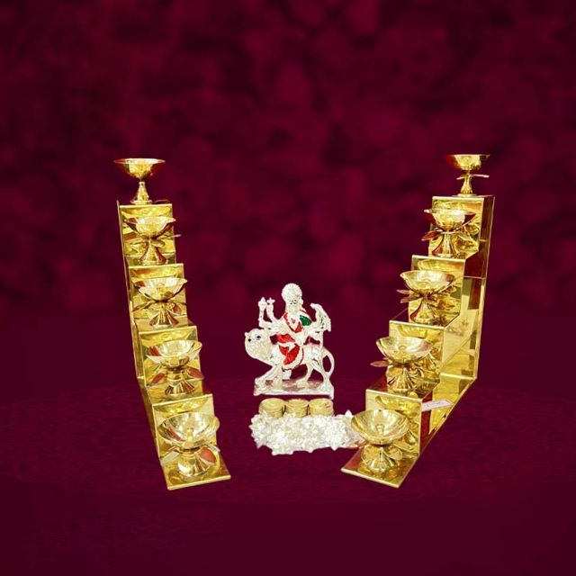 5″ Lakshmi Idol & 5‑Step Stand – German Silver Craft